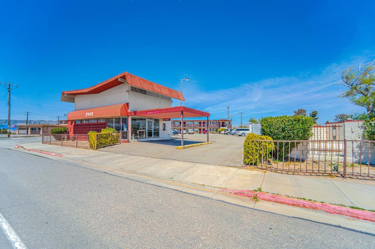 Mojave Hotel Exterior photo